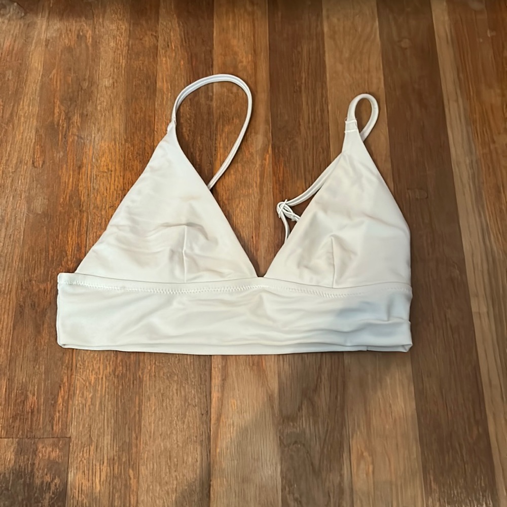 Aerie bikini top that was thrifted never worn by me